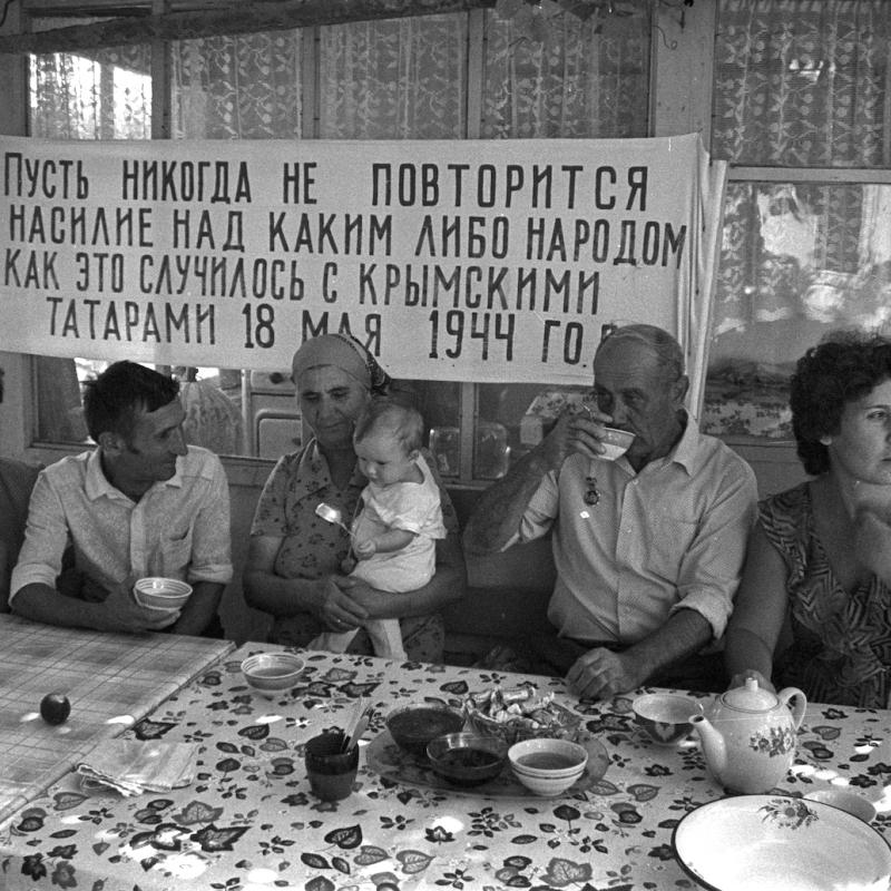 001_Tatars_1989.jpg