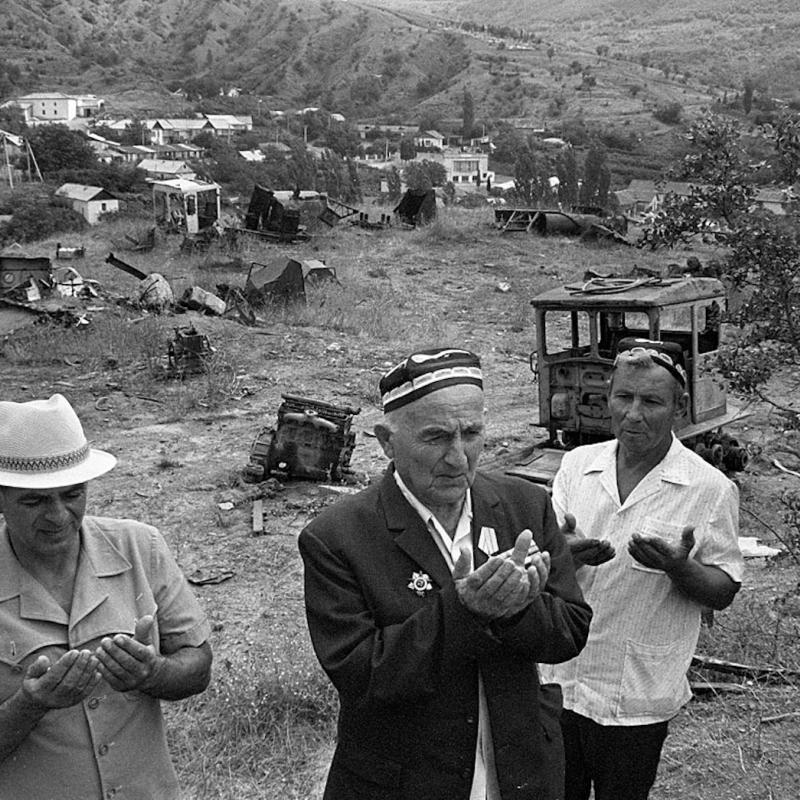001_Tatars_1989.jpg