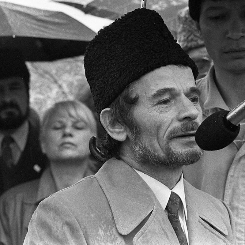 001_Tatars_1989.jpg